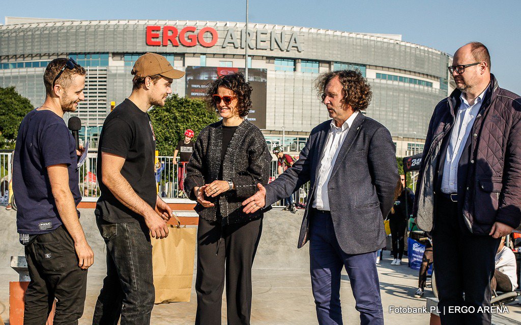 ERGOARENA's tweet photo. #Skatepark znów czynny! ✨ Za nami zawody na nowe otwarcie i nagrody z rąk władz miast: https://t.co/u40qDQ5kEx 🏆 #TwojeMiejsceRozrywki https://t.co/ob8vhklmRn