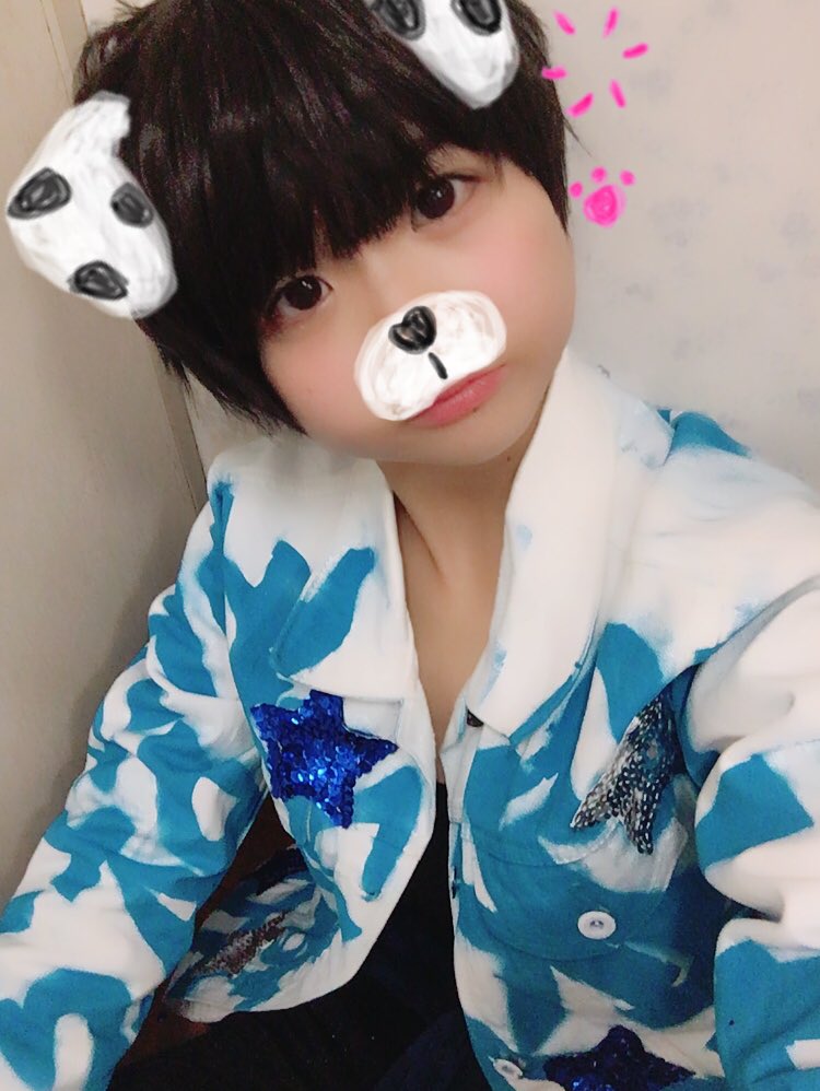 ju_m_p__06_22's tweet photo. 小日向蓮貴と申します🙇
黒髪の伊野尾さんを意識してみした(>_<;)
ドームツアー大阪名古屋東京お邪魔します！良かったらわちゃわちゃして下さい(*ˊᗜˋ*)/♡
#1mmでも似てると思ったらRTorフォローお願いします #JUMPドームツアー決定ということで繋がりませんか https://t.co/g68Q8OTG1d