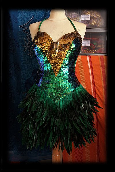 parisbell75's tweet photo. Je vous présente ma nouvelle collection de robe paillettes plumes.
Lien direct https://t.co/l6Ee9tCxOS
Bonne visite
Tenue2Scène Jorge Macedo https://t.co/RBiyAgYFq7