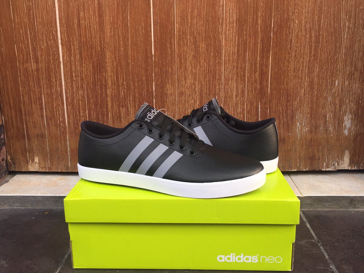 adidas neo 44