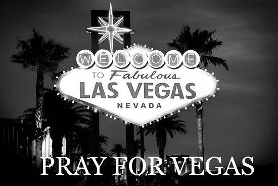 LENSCREATION's tweet image. My deepest condolences to the families of the lost ones and fast recovery to the ones injured good job @LVMPD stoping this guy #prayforvegas