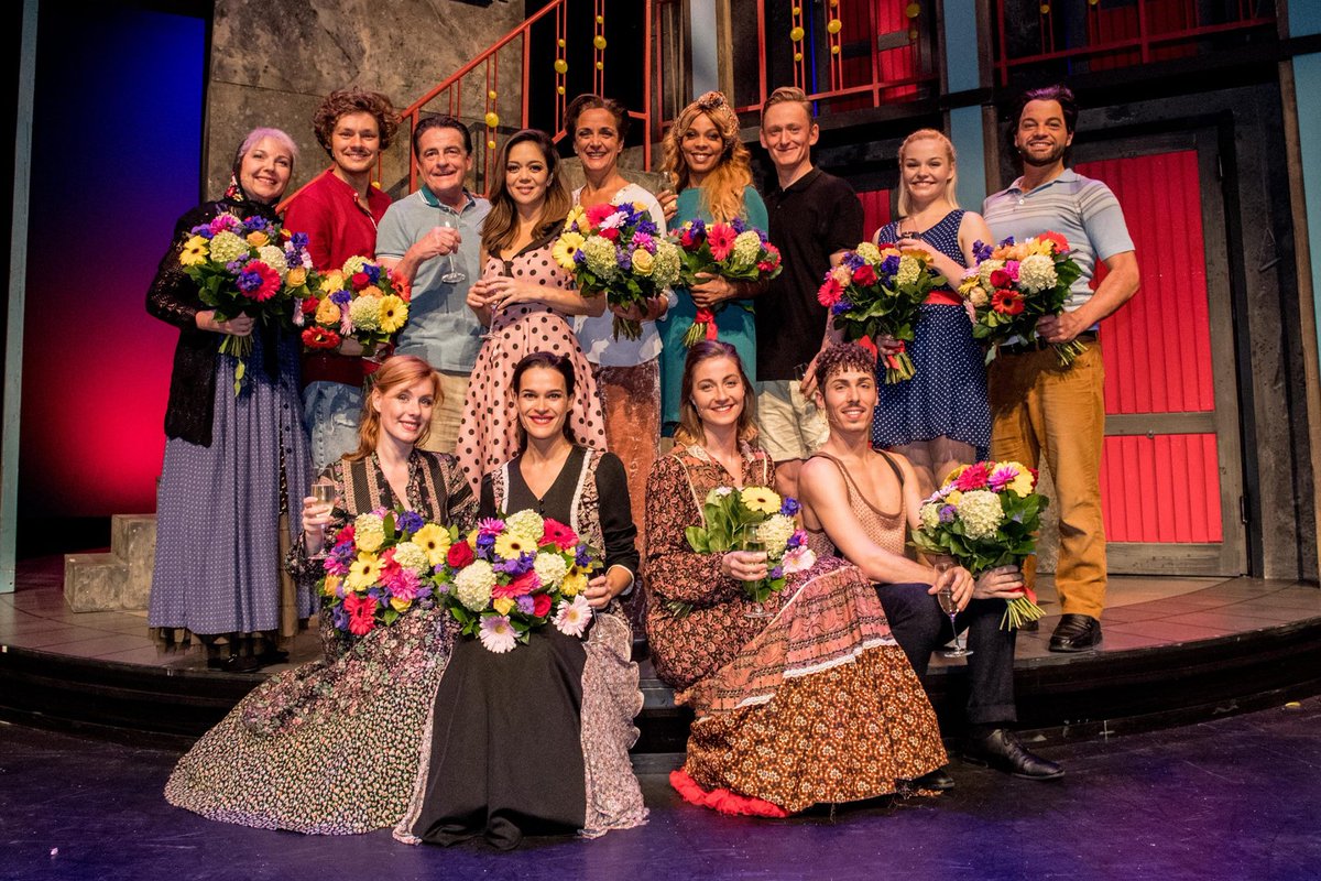 Wat was het een mooie première!! MUCHAS GRACIAS voor deze geweldige dag! #trots #vamos #première #rickengelkesproducties #rtl #REP #DeLaMar