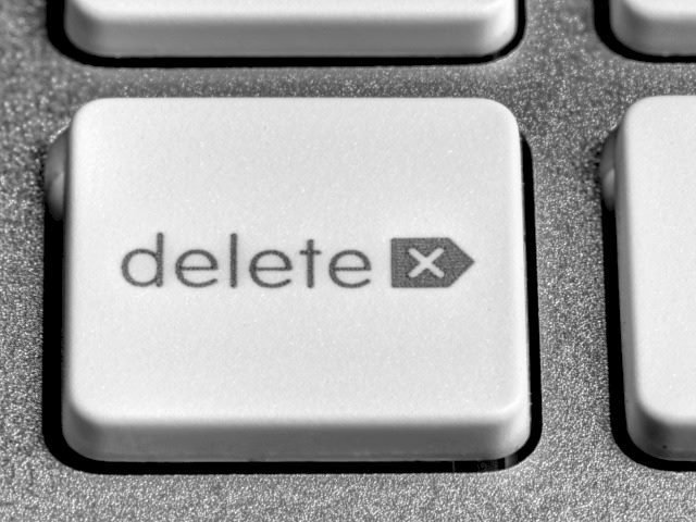 coolnerdthings's tweet image. Would You Willingly Delete Your Email Marketing List? crwd.fr/2wg6mEh