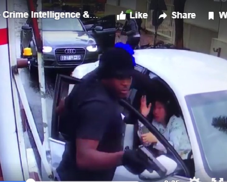TheMikeAppel's tweet photo. As per @TimesLIVE,no prob showing his face when hijacking people at gunpoint. Someone has to know who this is. Make him famous!#CountryDuty https://t.co/AbS1QSrV7N