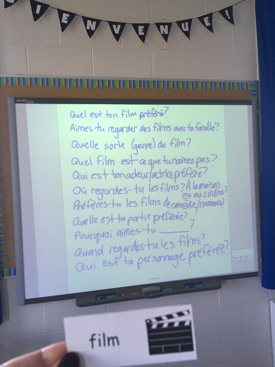 MlleCogar's tweet photo. Go grade 7's! I gave room 213 the topic of "film" and 5 min to come up with questions... and WOW! What great ideas! https://t.co/qznfBbgGDU
