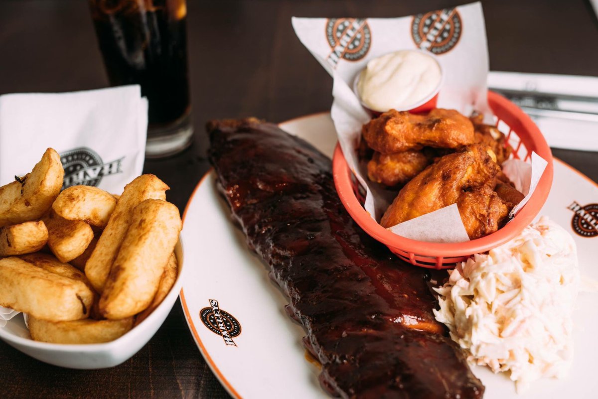 HarleysBelfast's tweet photo. Can you think of a better Combo? #RibsAndWings @HarleysBelfast https://t.co/ZL7trW4k4D