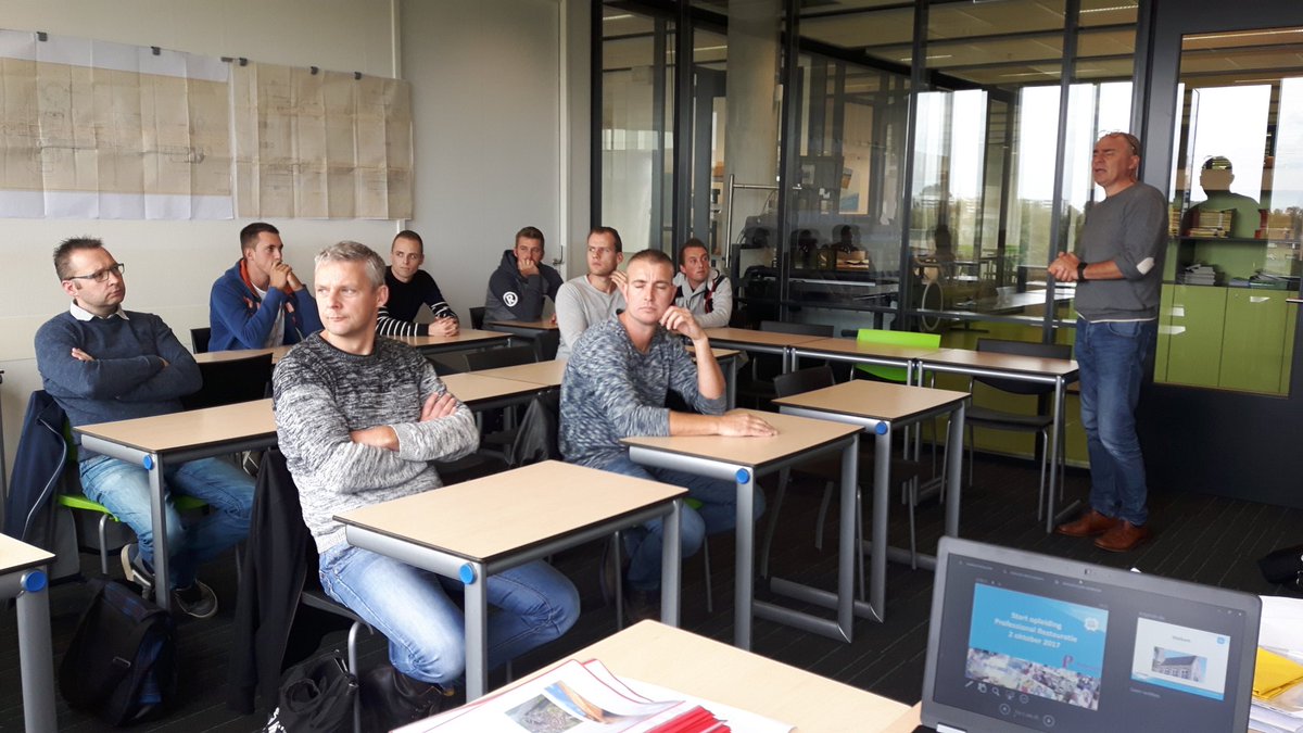 KSchieving's tweet photo. Opleiding Professional Restauratie vandaag van start in Drachten. https://t.co/dDtRlNmymy