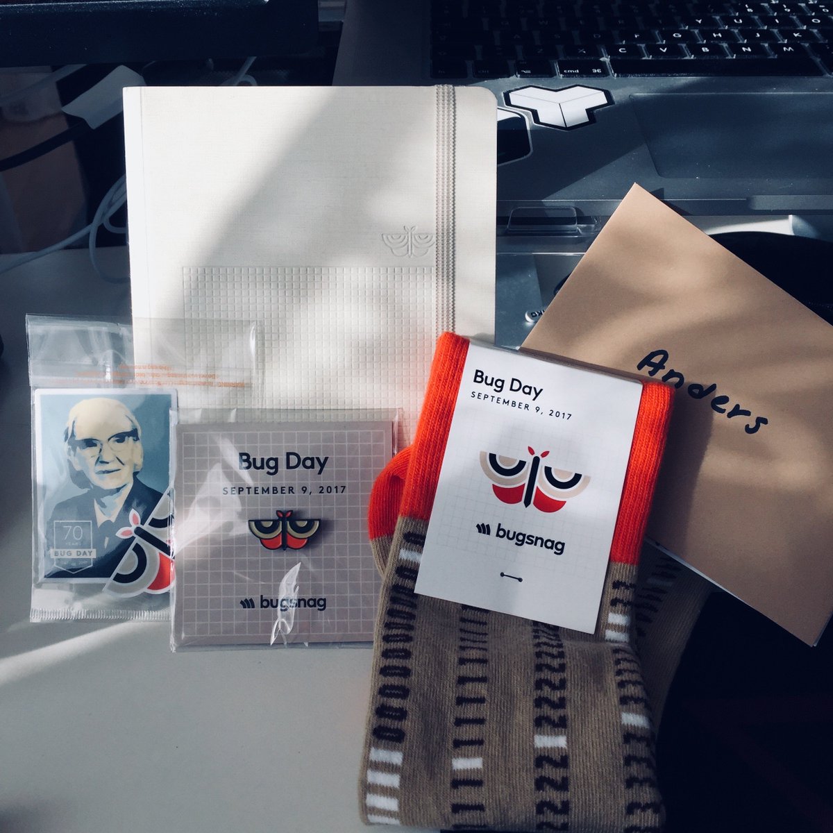 Just got my Bug Day Swag, mailed all the way from San Francisco to Sweden as I could not attend. Thank you @bugsnag!