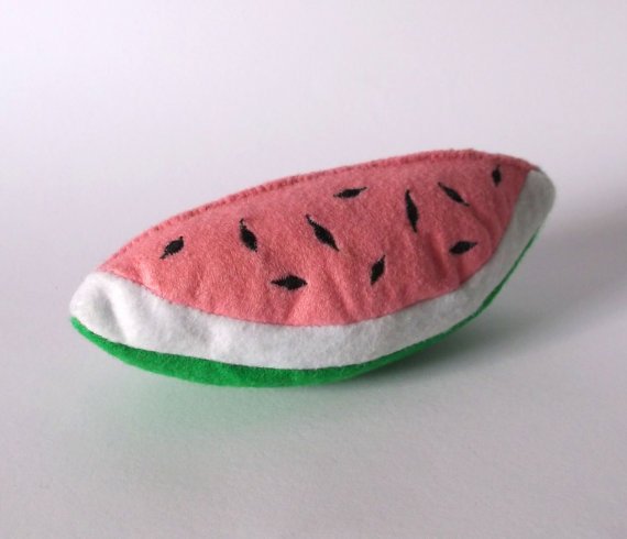 EtsyMCR's tweet photo. Celebrating our creative sellers with #100daysofmakers Day 52 is the lovely @McPoodleShop https://t.co/mGZhVFzxQj #quirkycrafts #watermelon https://t.co/hTeQkUxnVF