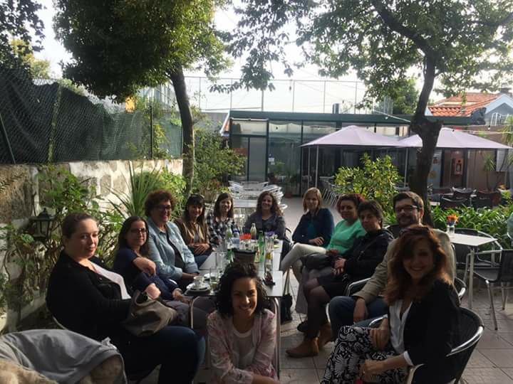 barbaradvilela's tweet photo. Para relembrar o Dia do Tradutor #translationday #translator #aptrad https://t.co/W0Y9EzYBFJ