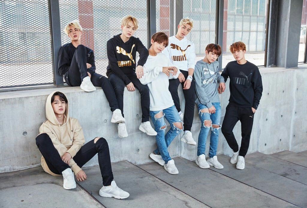 elvanaasilsona's tweet photo. @BTS_twt. ALBANIA ARMY #Taehyung #SUGA #JIMIN #JIN #JHOPE #RMONSTER #JKOOK all ar my bias i love and support u always boys. ๐โ๐๐๐๐๐๐น๐บ https://t.co/JRqHxdTV1E