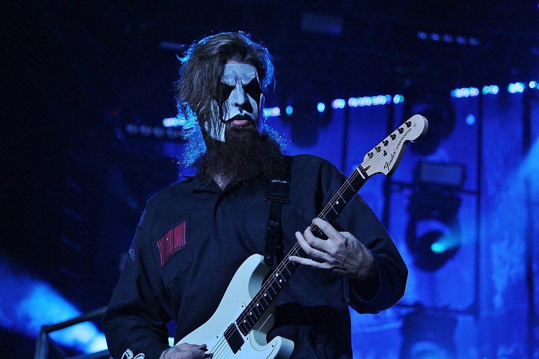 HAPPY BIRTHDAY JIM ROOT. HOW ABOUT SOME TO SHOW THE ROCK LOVE !! 