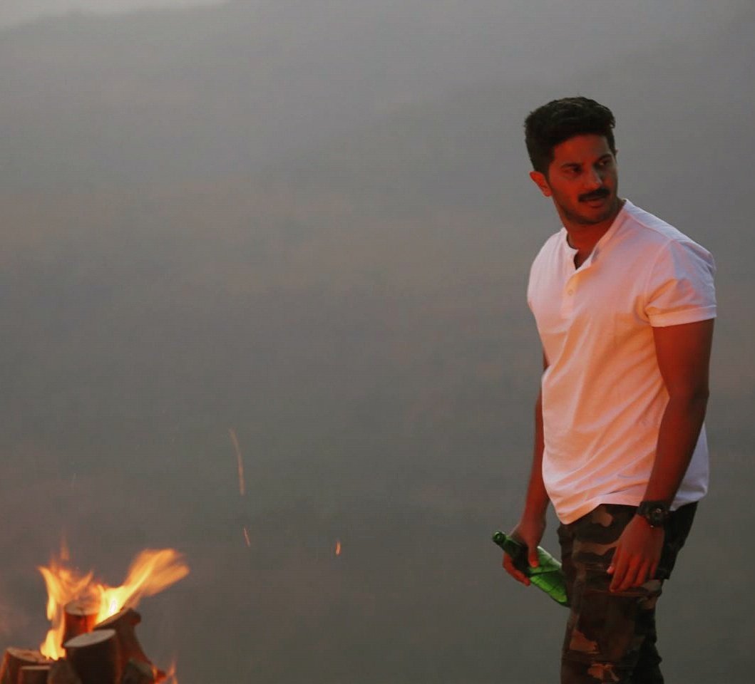 RizwanRafi7's tweet photo. #0510SOLO 
#Rudra😍 
#DQ😘 
#3DAYSTOGOSOLO 
@dulQuer Ikka😍
@nambiarbejoy sir🙌
@SoloMovieOffl https://t.co/mIR1KoTIwn