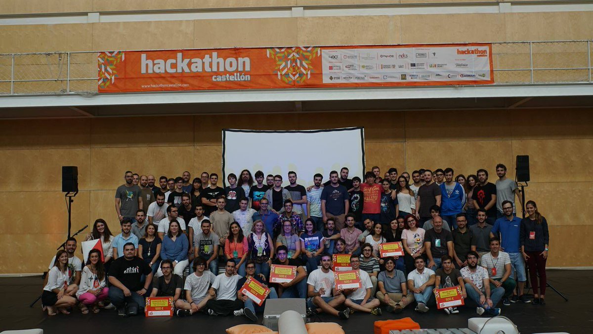 NayarSystems's tweet photo. Un proyecto de #InteligenciaArtificial triunfa en #HackathonCS2017 ;)
► https://t.co/tk8vpNLgC2
► https://t.co/GkaSyyL1Lm
#NayarSystems https://t.co/MXyw2CDUk7