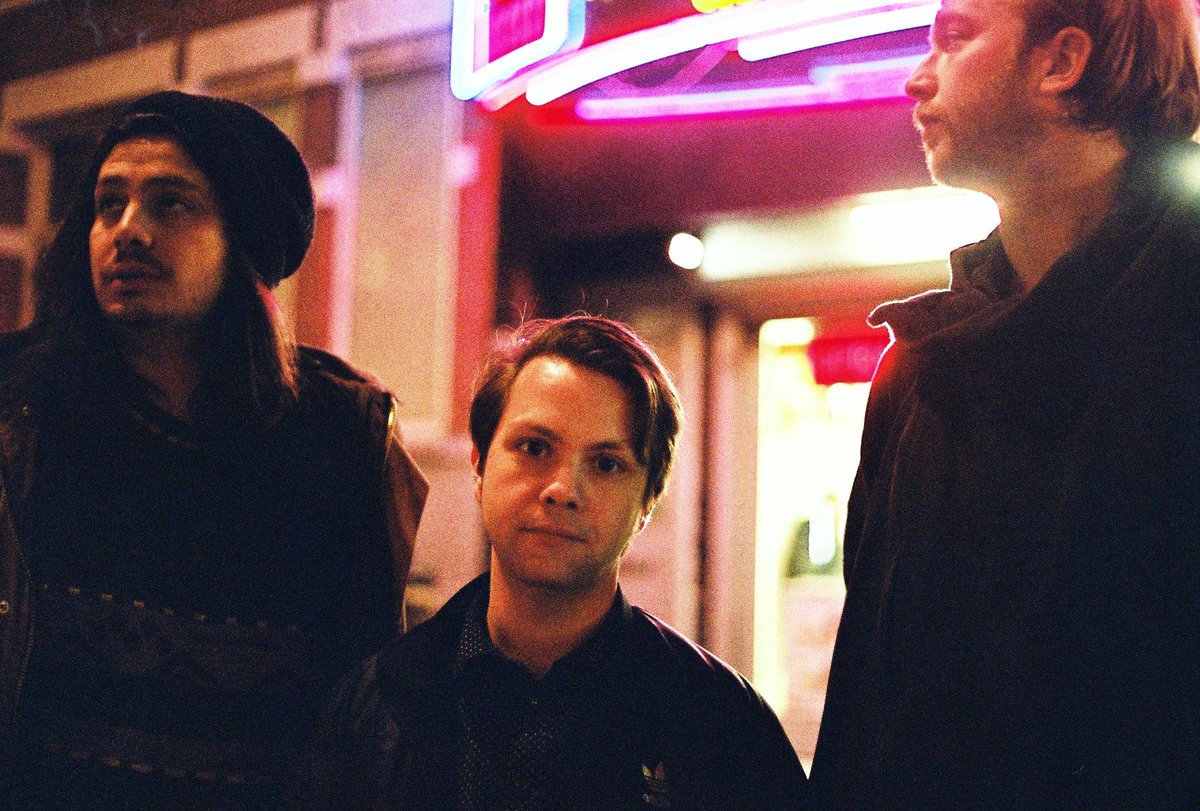 VISIONS Premiere: Die Rotterdamer Noiserocker <a href="/TheLumes/">The Lumes</a> streamen ihr neues Album "Envy" vorab: visions.de/news/27451/VIS…