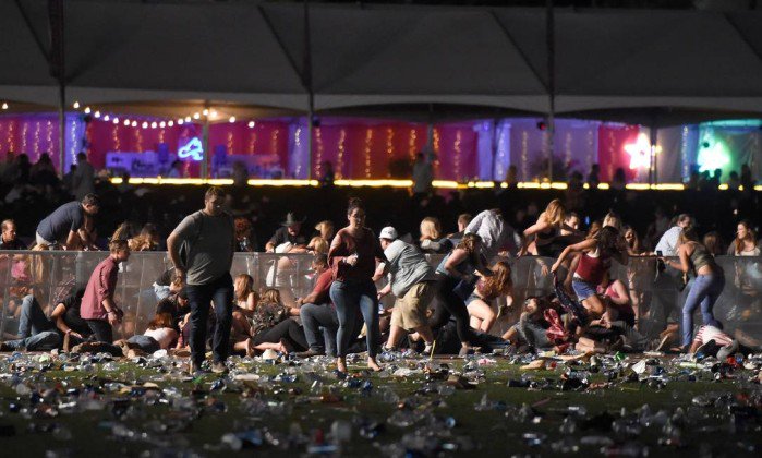 Número de mortos já é de ao menos 50 em Las Vegas; feridos somam 200 glo.bo/2xVL3I4