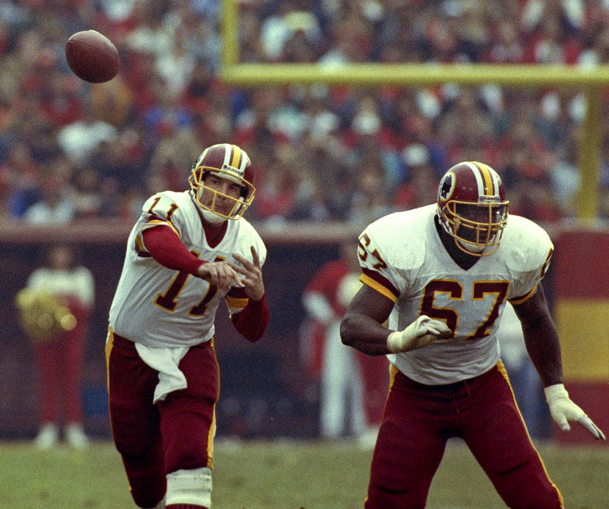 Happy birthday to Super Bowl XXVI MVP Mark Rypien!!! 