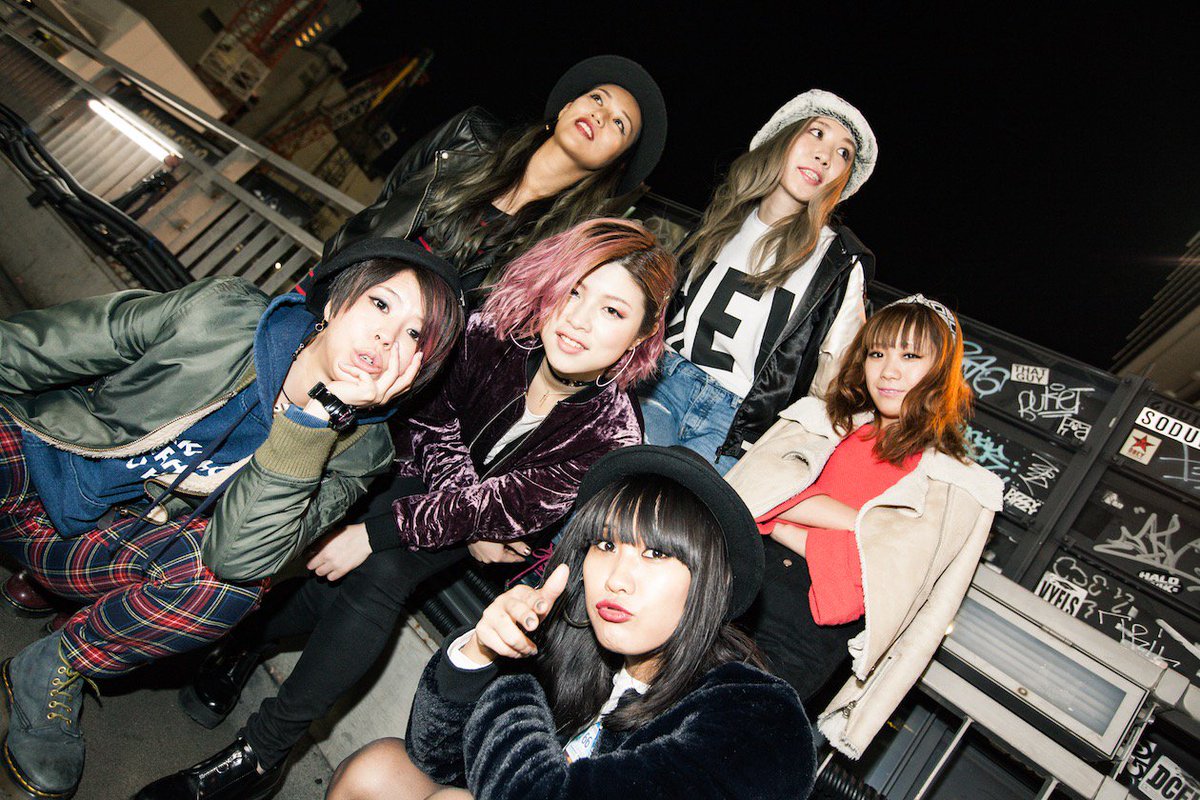 AVO_Magazine's tweet photo. ORESKABAND announce European tour 2017 #AVOBlog @ORESKA_Official https://t.co/RIp6tewi7e https://t.co/4nwvdQOO02