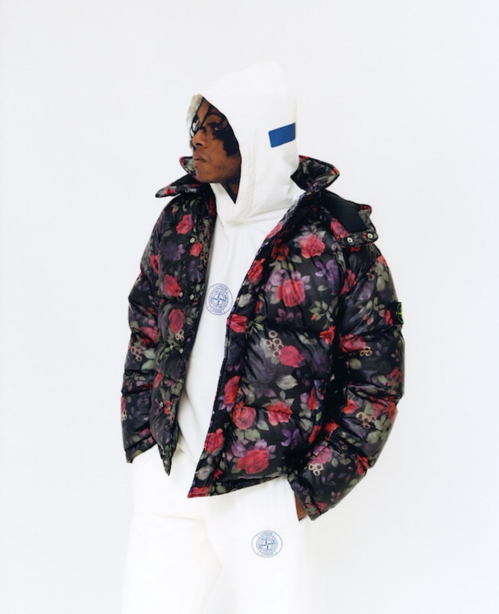 connoroneil_01's tweet photo. Supreme/Stone Island dropping this Thursday in-store and online. https://t.co/fYbqnVS2jp