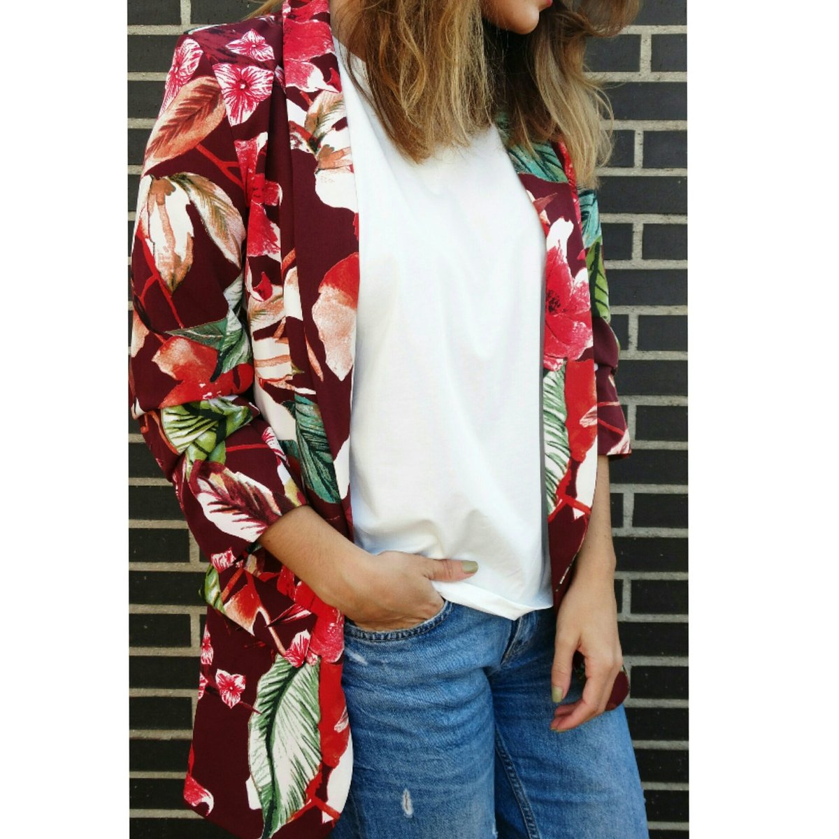 nailconceptbio's tweet photo. Está #americana es preciosísima, los colores no pueden favorecer más! Con vaqueros y camiseta básica blanca vas perfecta 👌
🏷 37,50€ #Bilbao https://t.co/5QSxcoVr0o