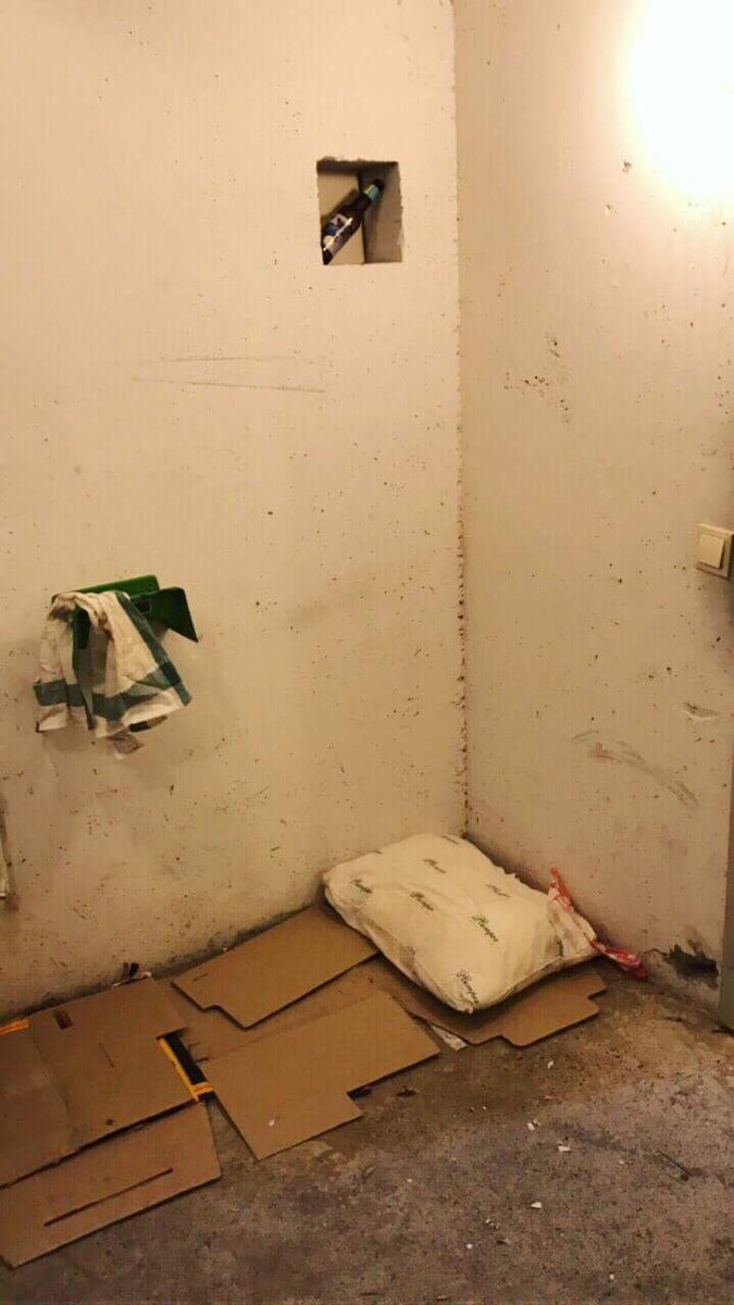 HomiiSE's tweet photo. Vi lyckades fånga det på film, när Alex hyrde ut sitt "mysiga" pannrum: https://t.co/gyZ242fP7c #bokris #bopol https://t.co/L3xVHf1Qbu