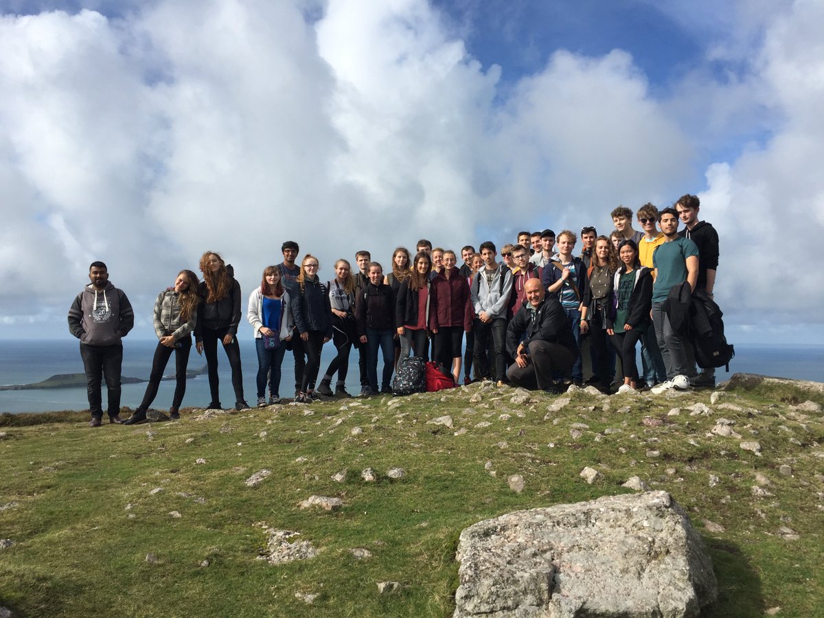 Our students had a fab day out on the #ResNet Gower Trip. What amazing weather!!! 🌞🐑 #WelcomeToSwansea #Rhossili #BestBeachInUK #SwanseaUni