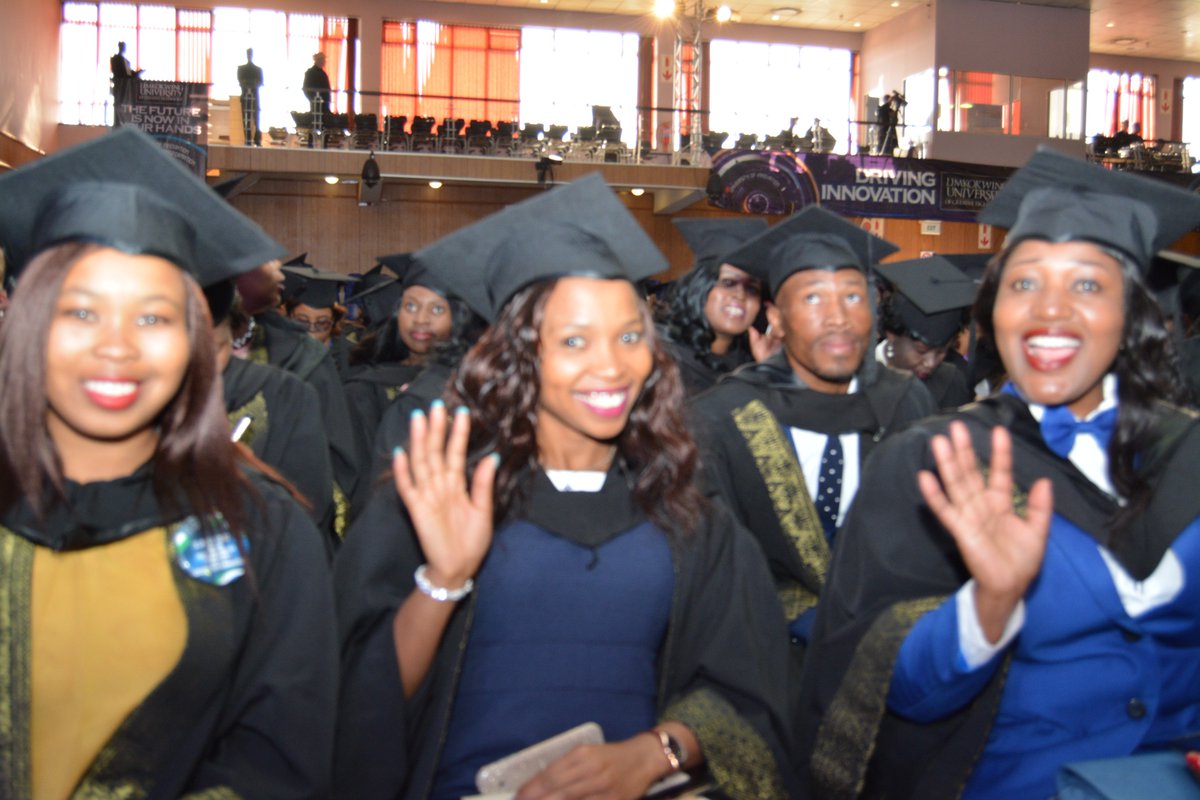 Limkokwing_LS's tweet photo. #2017graduation was amazing! Congratulations class of 2017. We wish you all the best! @Marcia_Mangadi https://t.co/82IMSIkH8i