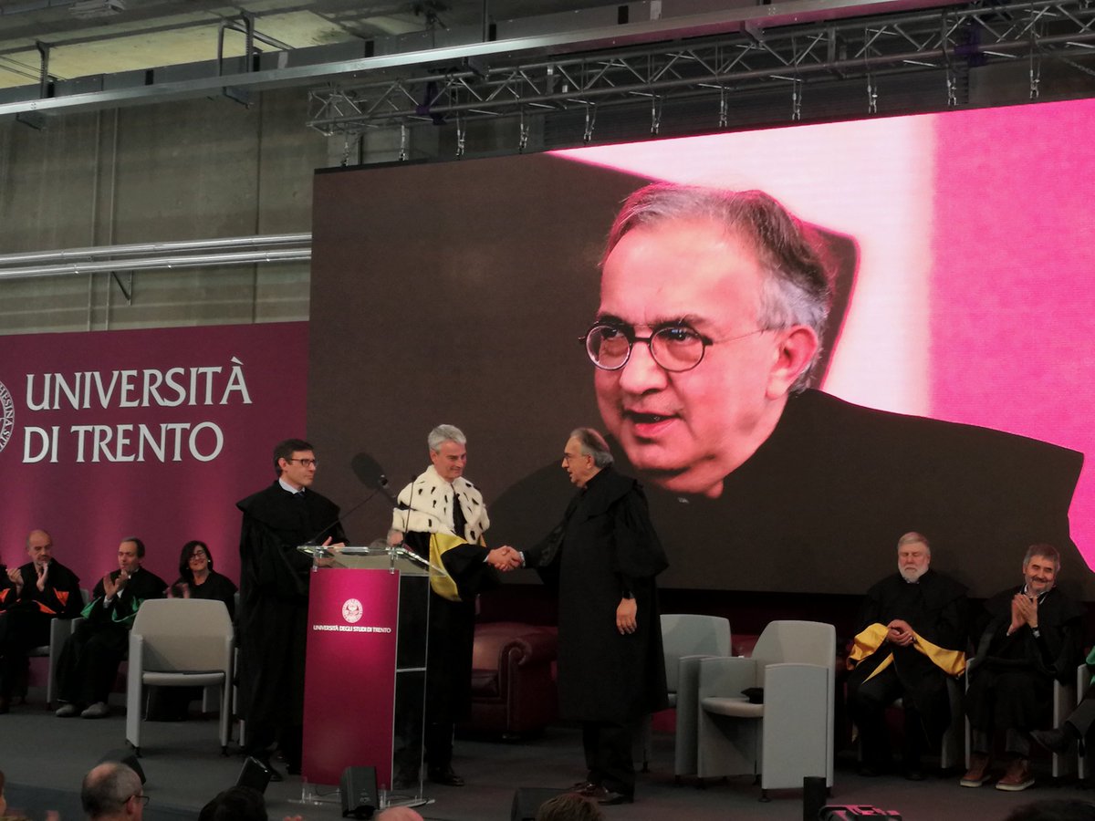 TnSviluppo's tweet photo. In @Pmeccatronica  si celebra l'industria che guarda al futuro. A #Marchionne la laurea honoris causa @UniTrento #Industria40 @fcagroup https://t.co/CvrCcNUfYO