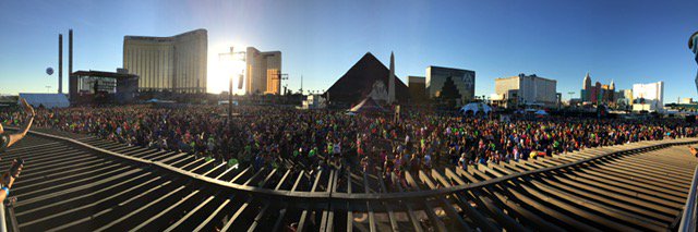 _drewcampbell's tweet photo. @Rebel44CZ The view both ways. From 27th floor down and festival grounds back towards hotel. (Photo 11/13/2016) https://t.co/s76eEqdtuO