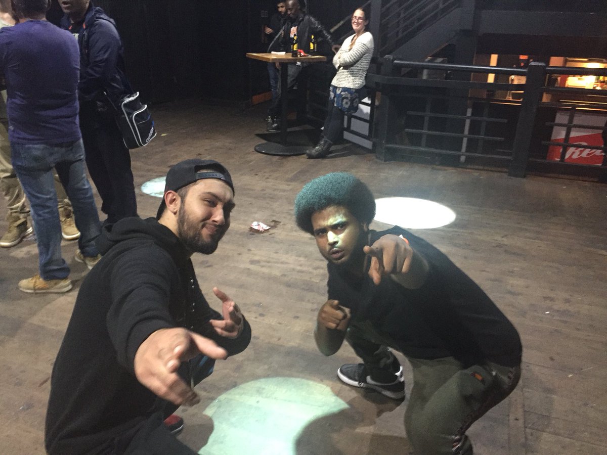 Loaneski's tweet photo. Here are some pics from my set when I was supporting Lowkey #music #hiphop #LowkeyTour #leicester #unsigned #AsianTwitter #RAPPER https://t.co/gmn7jzDN7Z