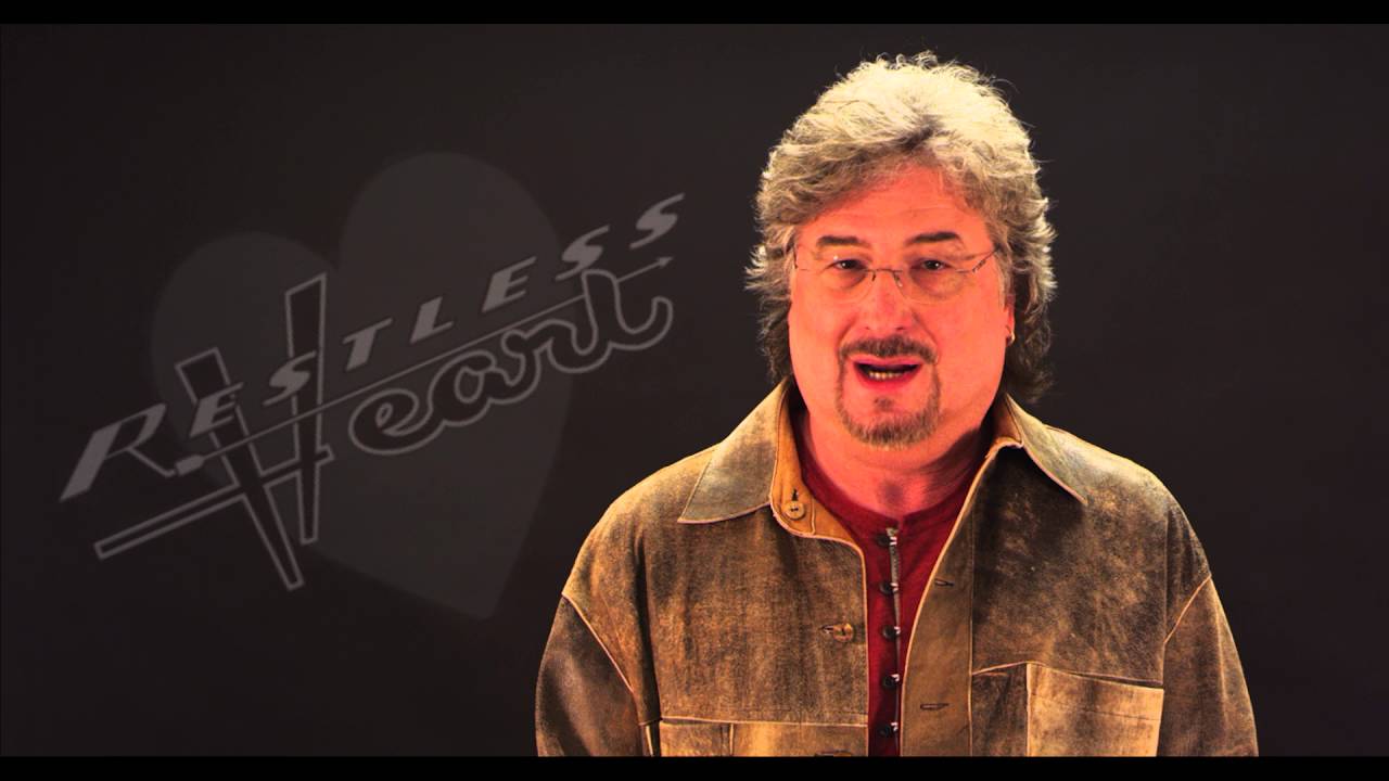 October 2 Birthdays....
Happy Birthday to 63 year old Restless Heart guitarist, Greg Jennings! 