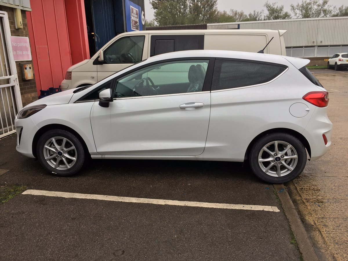 AutoAsylumWilts's tweet photo. 18% Dark Smoke Premium #windowfilm fitted to this New Shape Fiesta #fordfiesta #ford #tintedwindows #windowtinting #tinted #tints #swindon https://t.co/j1hDsNpHAq