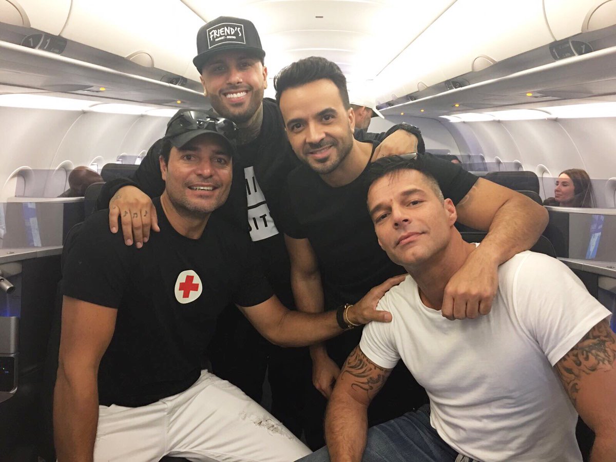 Unidos más que nunca por Puerto Rico. Por ahí vamos... #UnidosPorPuertoRico 🇵🇷❤️ <a href="/ricky_martin/">Ricky Martin</a> <a href="/chayanne/">Chayanne Martins</a> @nickyjampr