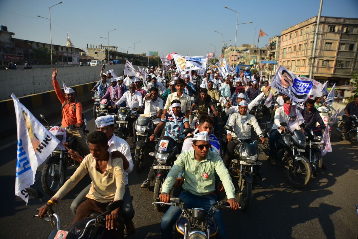 devendra22590's tweet image. #AAPRoadShowInGujarat