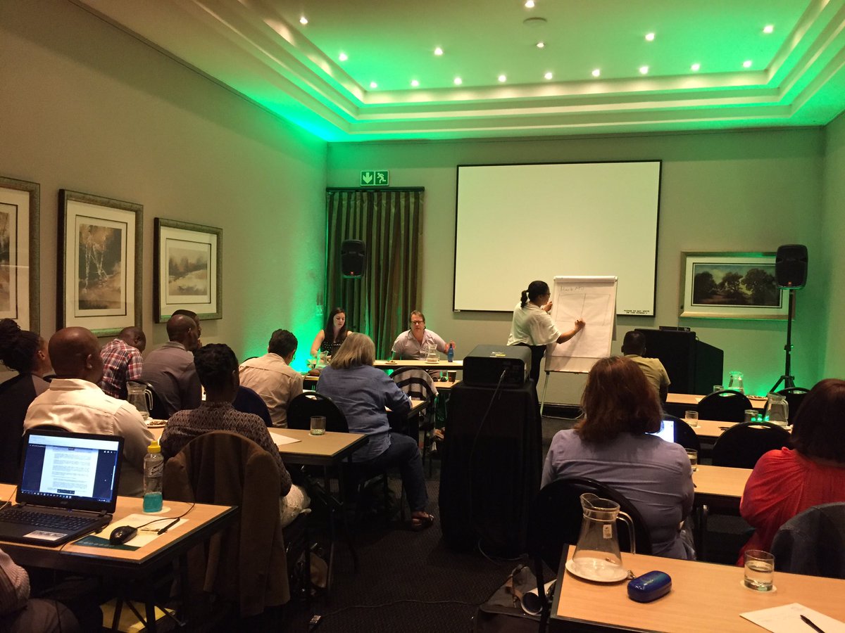 feestill's tweet photo. South African Library Carpentry happening now! #liasaconference #SALibchat @LibCarpentary LIASA 2-6 October 2017 https://t.co/luQTDPPrAw