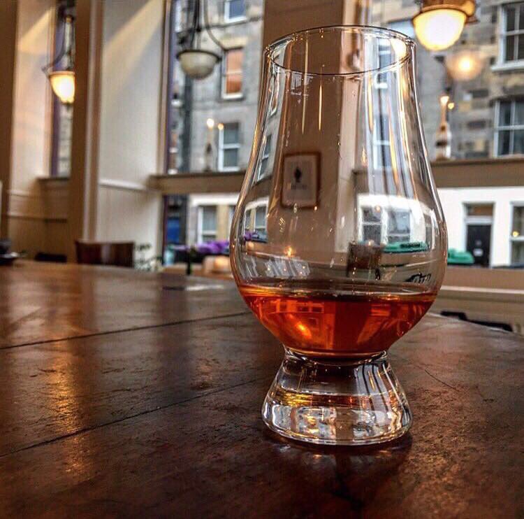 TheMontebar's tweet photo. It's well known that Garfield hates Mondays. The reason being he has yet to win the Montebar Quiz. Edinburgh's best quiz is on from 7:30. https://t.co/6VJBxQuYk2