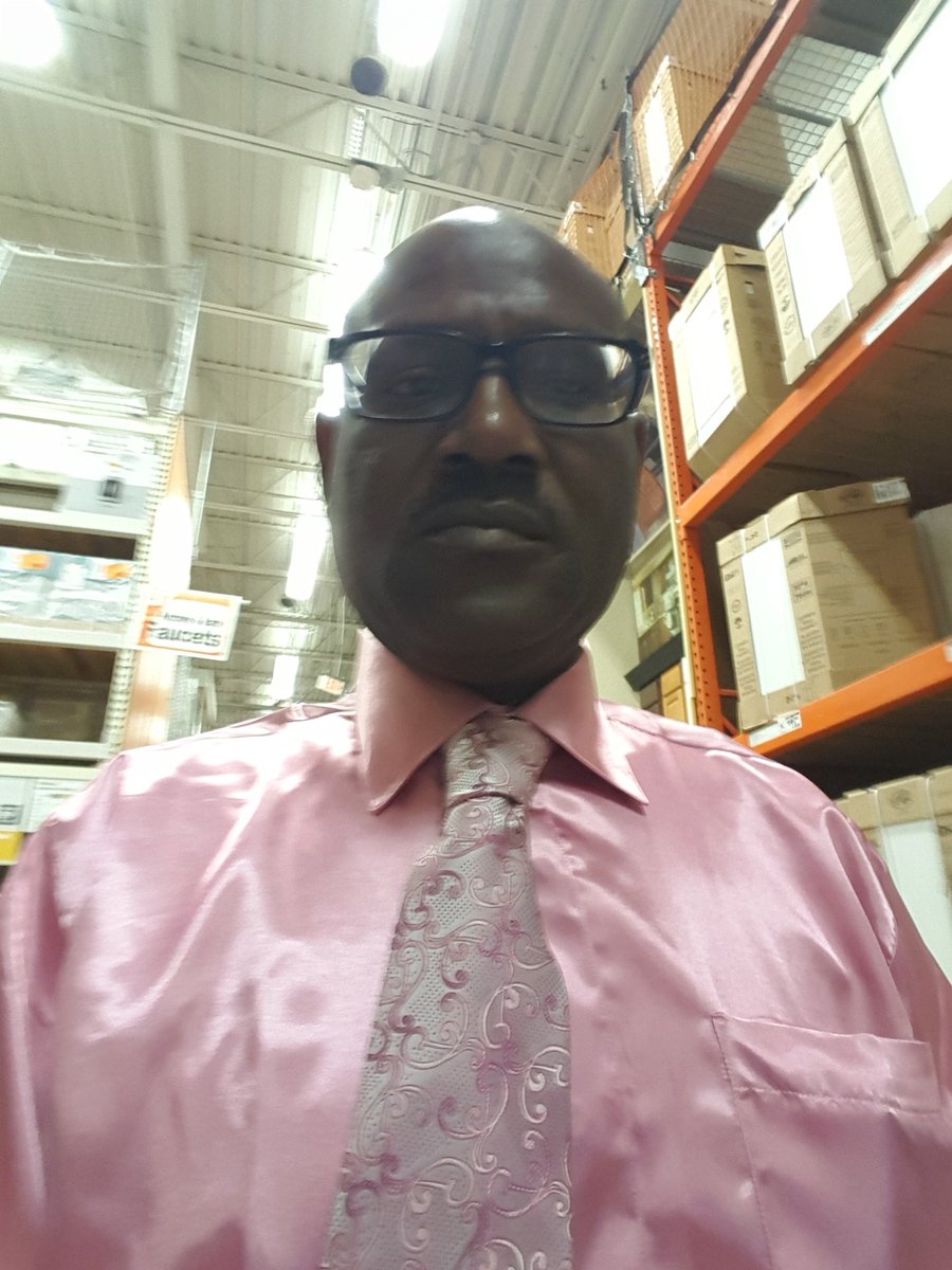 BeardRutherford's tweet photo. GM to all my family and and Home Depot, family and friends. To all the ones that struggling with breast cancer my prayers are with you. https://t.co/YdSpxtqKms