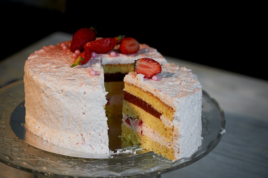 FormsPlus's tweet photo. It's National Cake Week folks! @macmillancancer @nationalcakewk #NationalCakeWeek @nationaltrust @GBBOUK #GBBOUK https://t.co/NC8d3A57Js