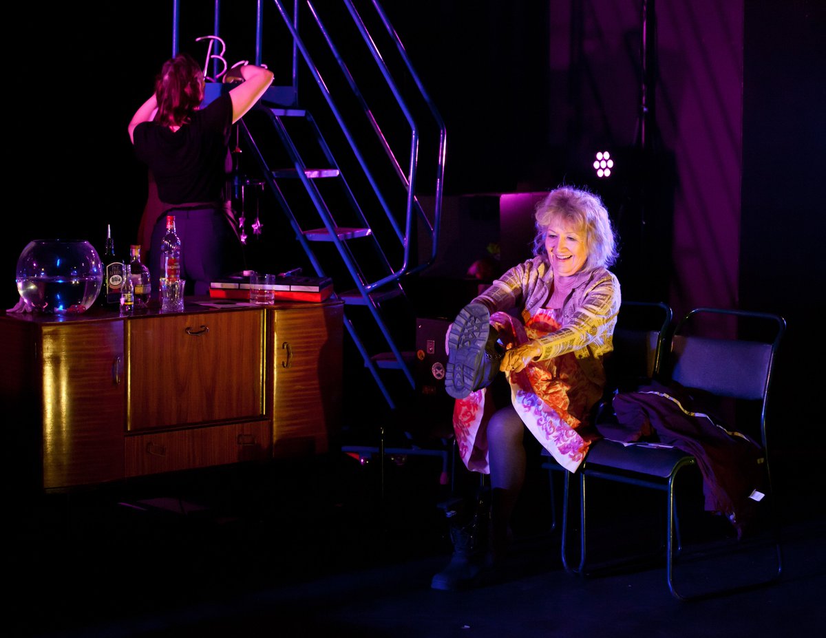 This is Ella going to the Shanty Gin Bar in Williamsburg NYC. Join her <a href="/PlatformGlasgow/">Platform Glasgow</a> &amp; <a href="/PACBackstage/">PAC Backstage</a> this week #damnedrebelbitches