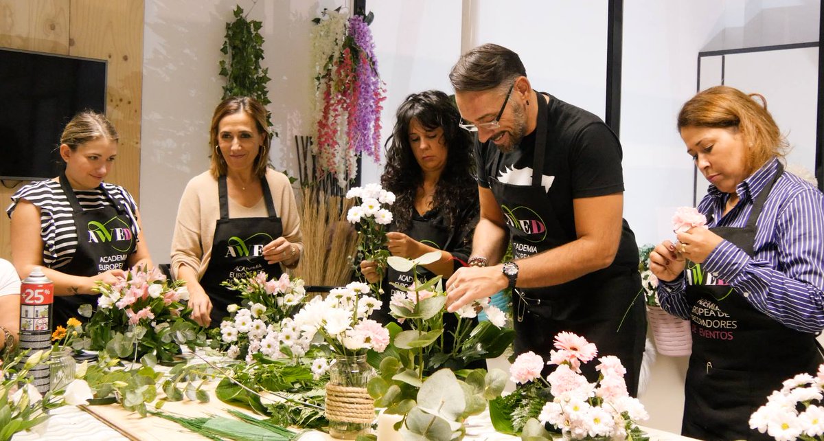 awedglobal's tweet photo. ¡Esto es lo que ha dado de sí la última edición del curso de Experto Superior! ¿Qué te parece? 😍 #WeddingPlanner #DecoEventos #AWEDStyle https://t.co/wubup7wZ4O