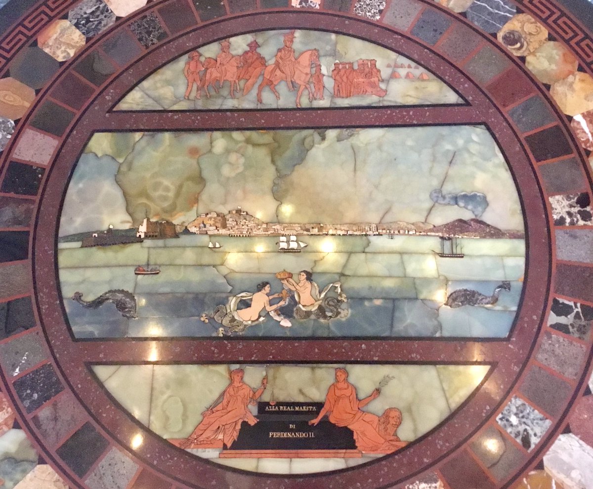 Lost_in_PalReal's tweet photo. Tavolo raffigurante #Napoli dal mare. G.B. Calì 

#OttobreAlMuseo #paesaggioitaliano #ArtLovers #generazionecultura #2ottobre https://t.co/YkA4Ahsmc3