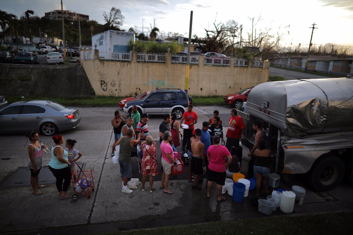 ajplus's tweet photo. In Puerto Rico today:
-55% of people don’t have access to drinking water
-95% of people don’t have power
-11% of the island has cell service https://t.co/XbnfU7dNIF