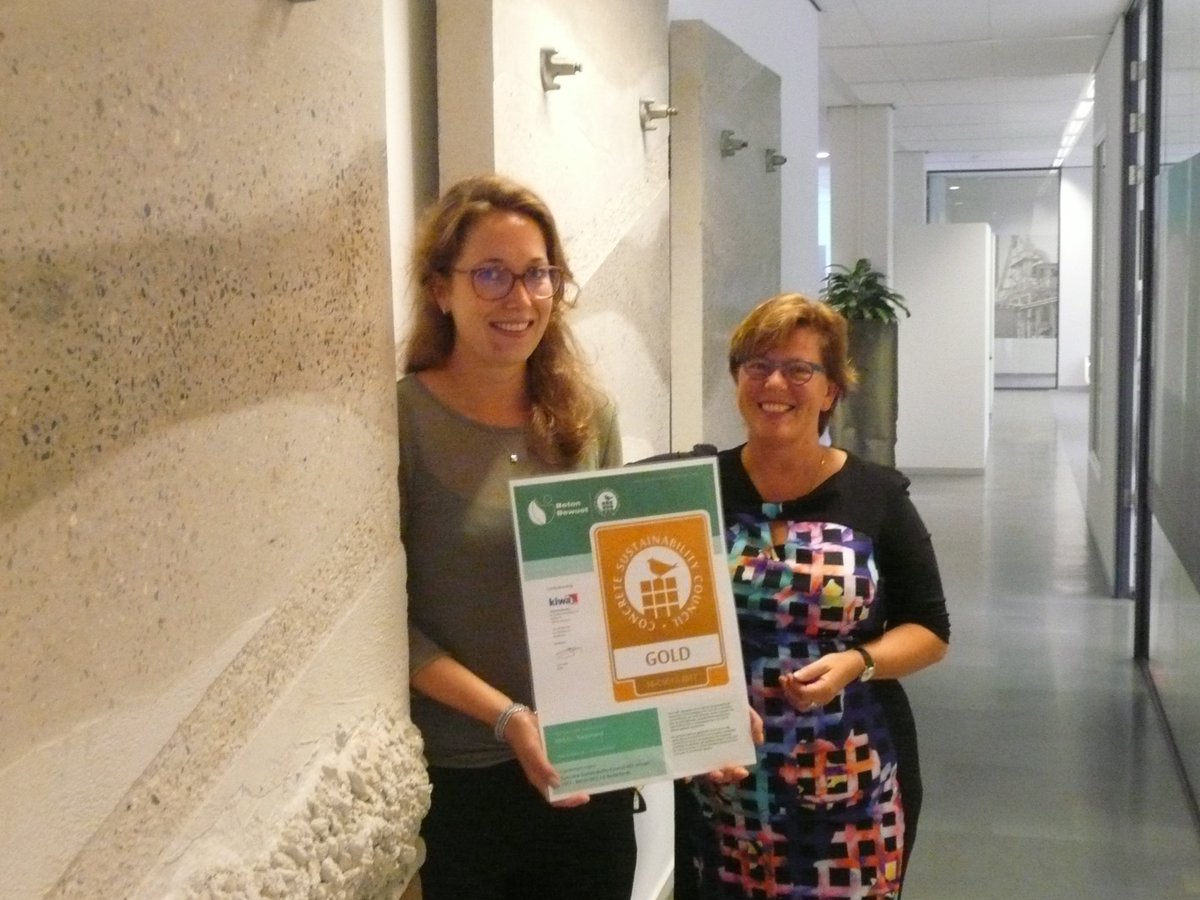 Mebin heeft een wereldwijde primeur in duurzaamheid te pakken: een "GOUDEN" CSC-certificaat voor alle 32 Mebin #betoncentrales #duurzaam