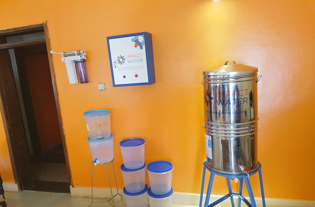 WolfgangBernert's tweet photo. Pure water for students in #Uganda - social business Impact Water has an ambitious goal - to service 2.8 million students by 2018 @dw_eco https://t.co/E4017AyuKE