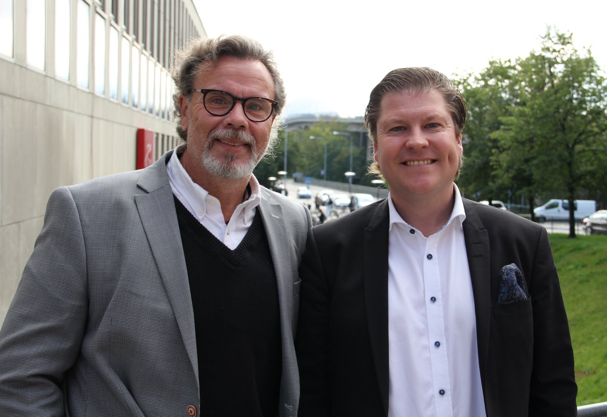 tullpodden's tweet photo. Premiär för Tullpodden - ger svar på dina frågor om tull. Med Peter Jacobsson och Rickard Ydrenäs @ydrenas https://t.co/Dsl5NCyhWR https://t.co/wehQELjooG