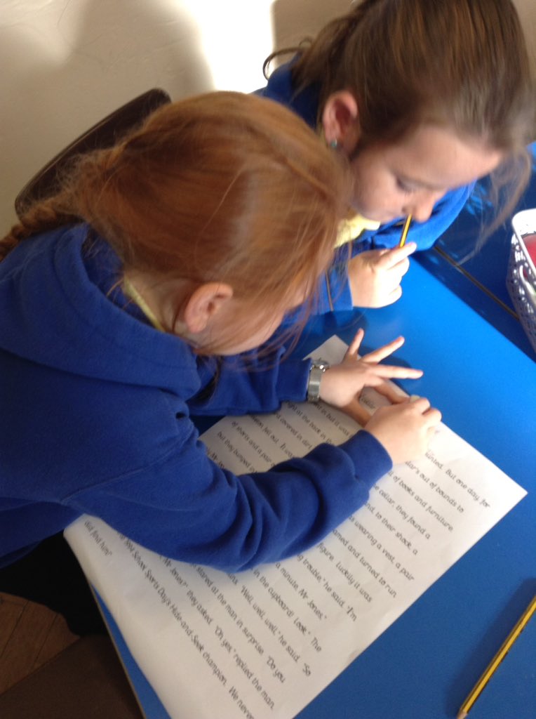 portmeadp's tweet photo. Year 3 are enjoying improving a short story in small groups. #pmdpy3 #pmdplit #pmdppsd https://t.co/0OUU5U682c