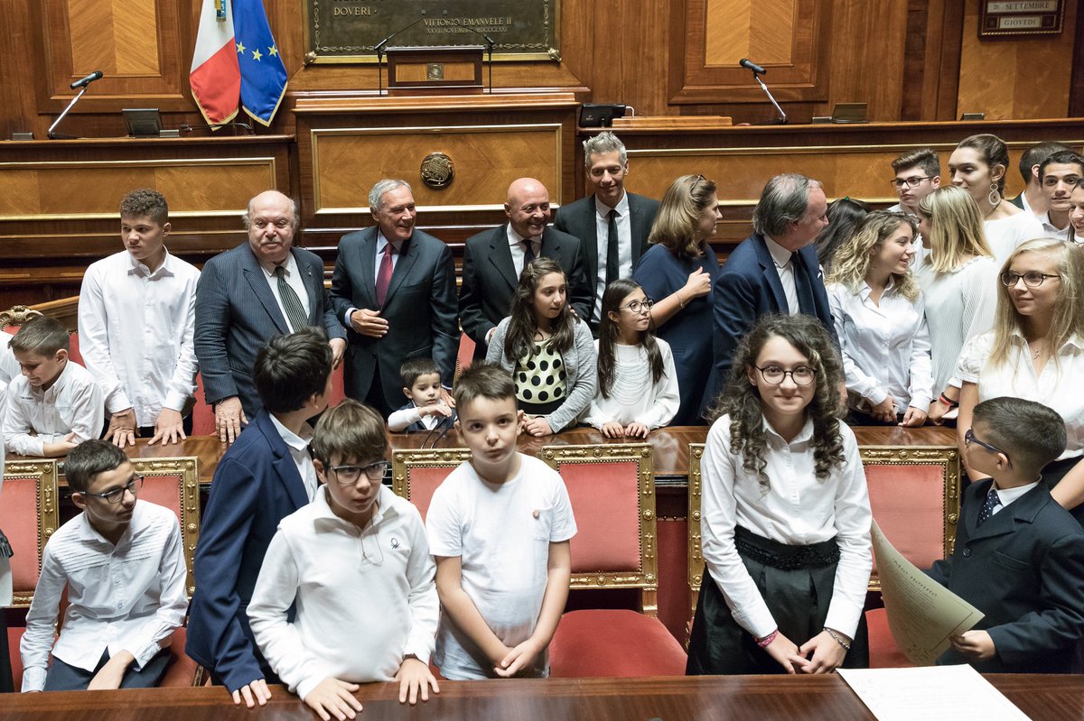 PietroGrasso's tweet photo. Con Nonno Libero in Senato per #FestadeiNonni. Siamo custodi di un rapporto davvero speciale. Auguri a noi nonni e a tutti i nipoti! https://t.co/x30STHymzV