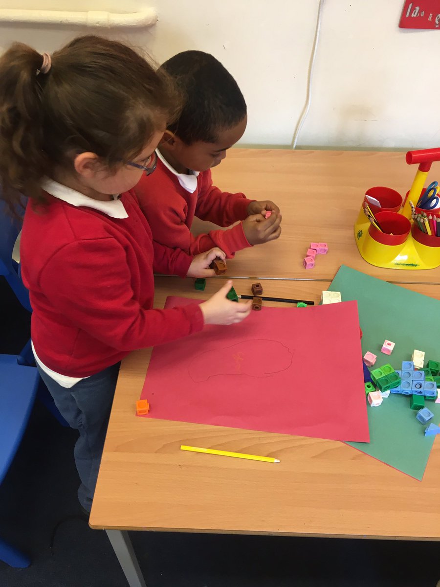 LarkHallPrimary's tweet photo. Active maths. Who has the longest foot in the class #lhmaths #lhwaterloo https://t.co/D2KlnhfnJG