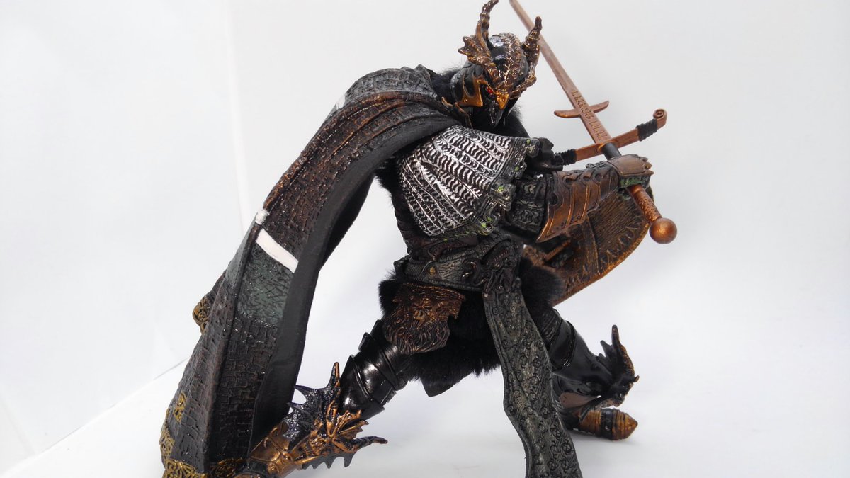 スカルスプリッター(R3)開封 黒に金そして赤目、と黒騎士オブ黒騎士な