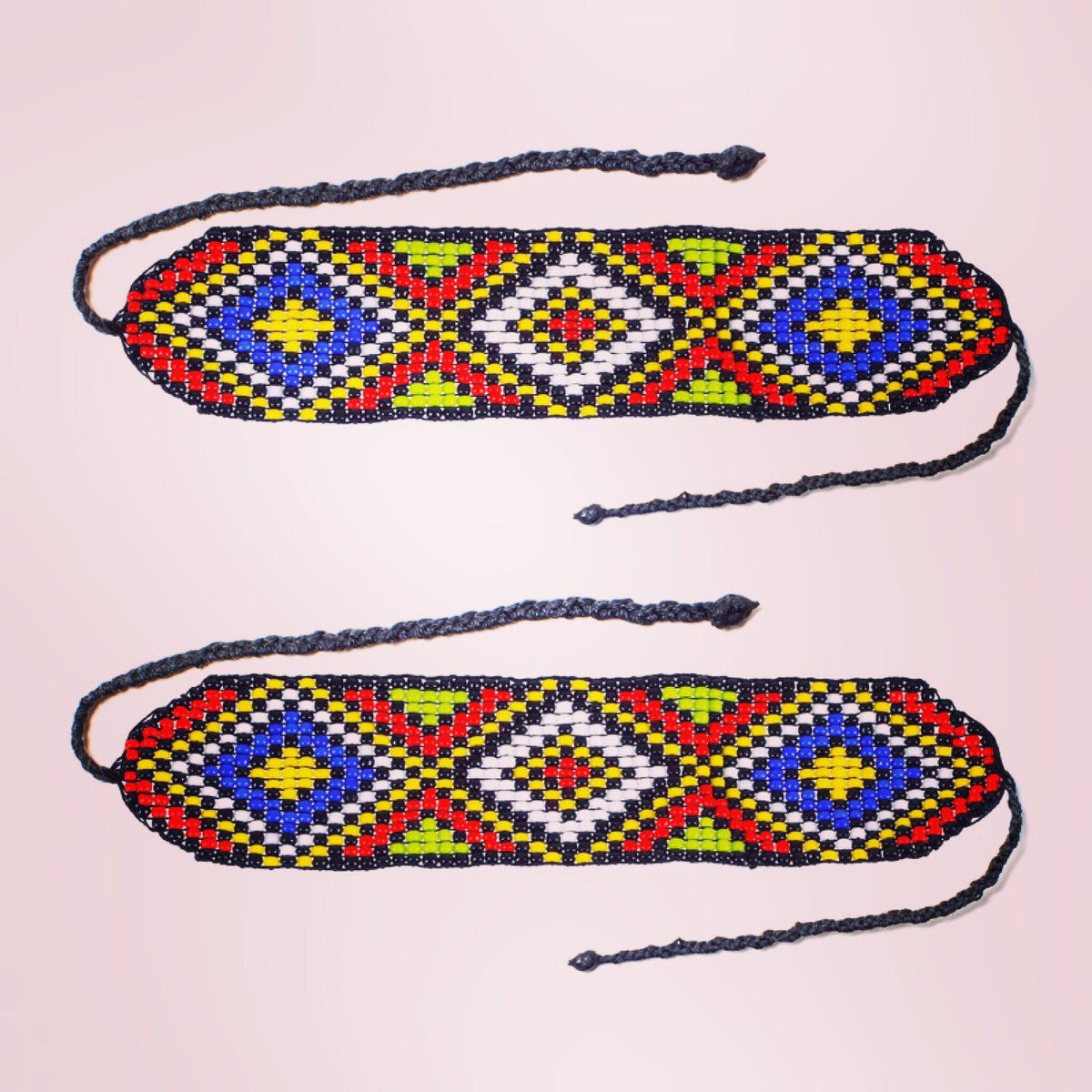 KidzPositive's tweet photo. Hand beaded bracelets  #beading #ethical #handcrafted #handmadejewelry #fairtrade https://t.co/22QfFoOrPc